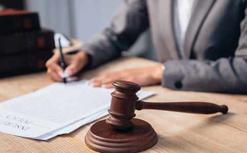 法律獵頭分析2020年我國(guó)有哪些知名法律公司？ 